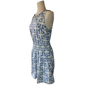 Universal Thread Mini Dress Floral Bird Smocked Blue White Wood Block Size M